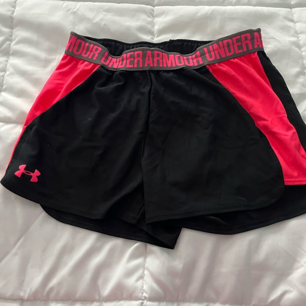 Under Armor Workout shirts